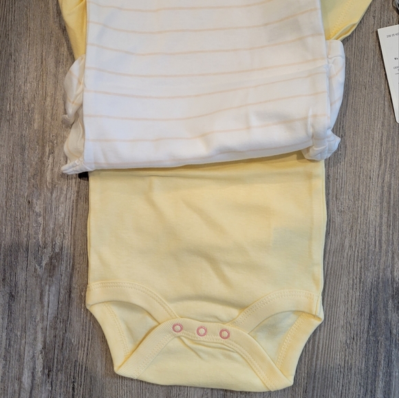 0-3 Months | 4 pack onsies - Picture 3 of 6